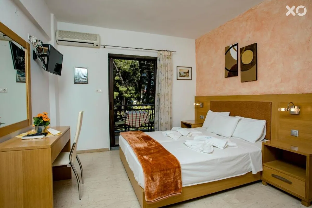 Maik Apartments