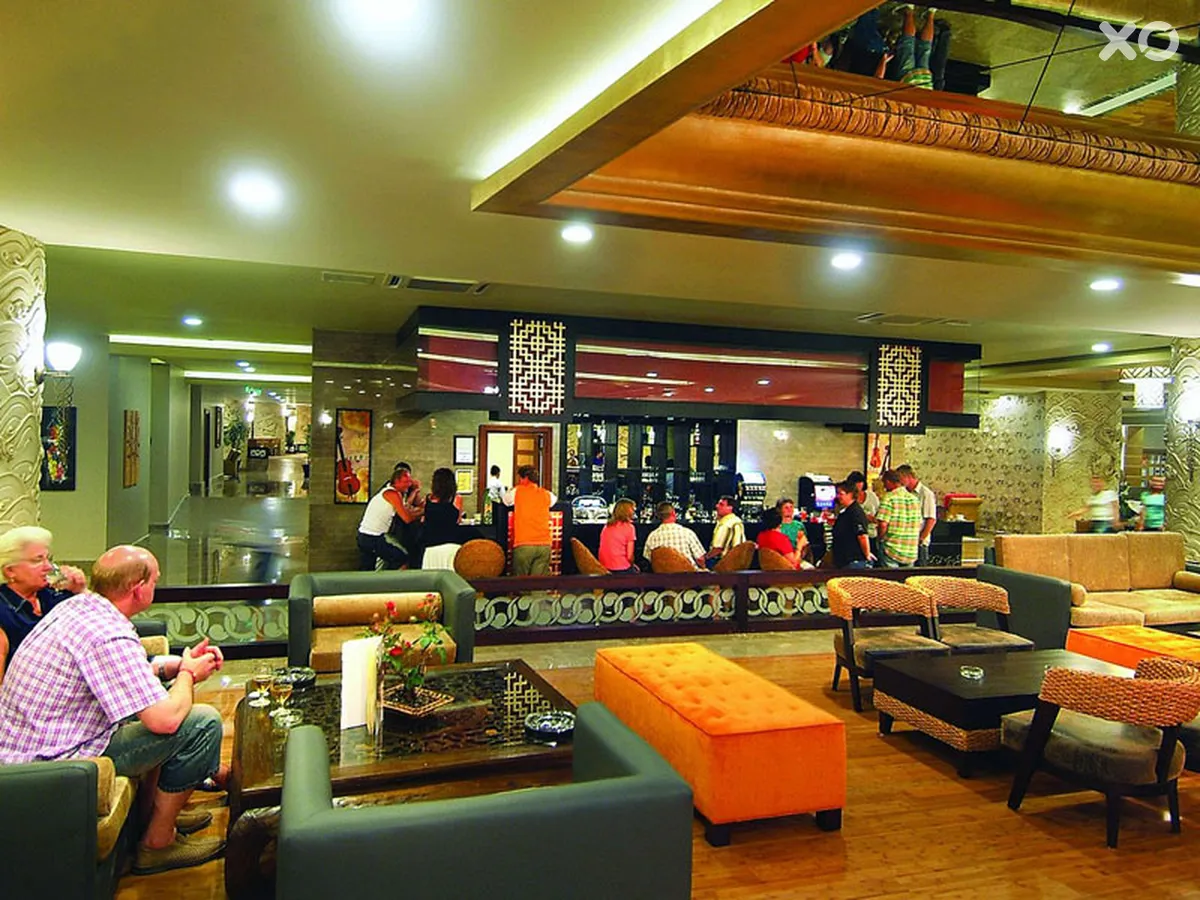 Royal Dragon Hotel