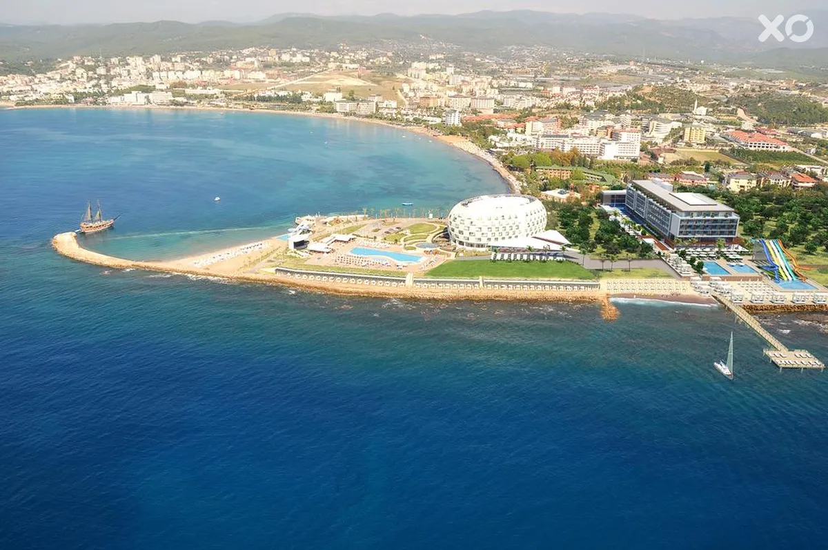 Gold Island Hotel