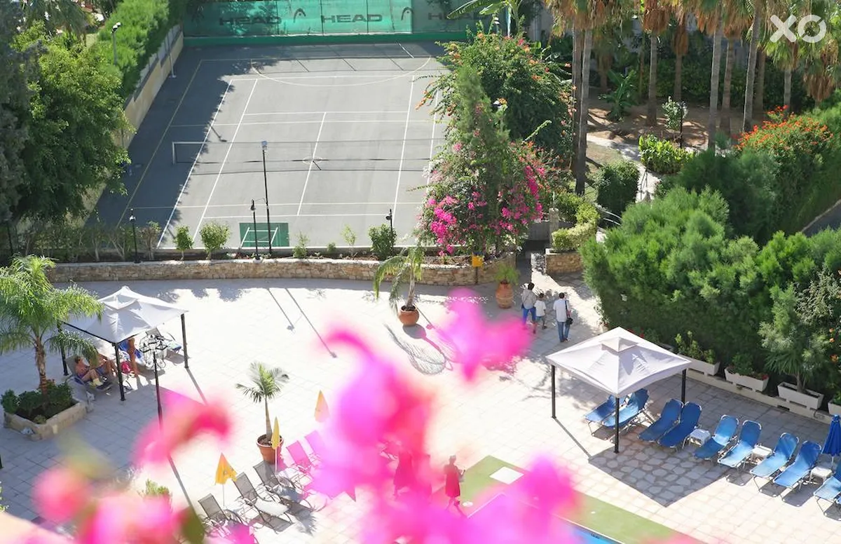 Navarria Hotel