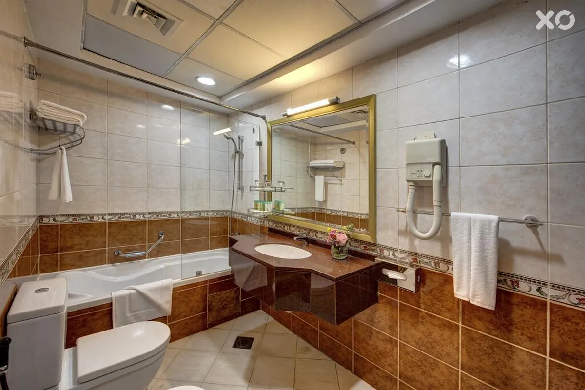 Howard Johnson Plaza by Wyndham Dubai Deira