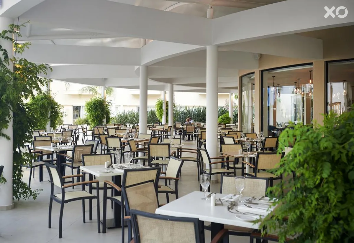 Sunrise Oasis Hotel