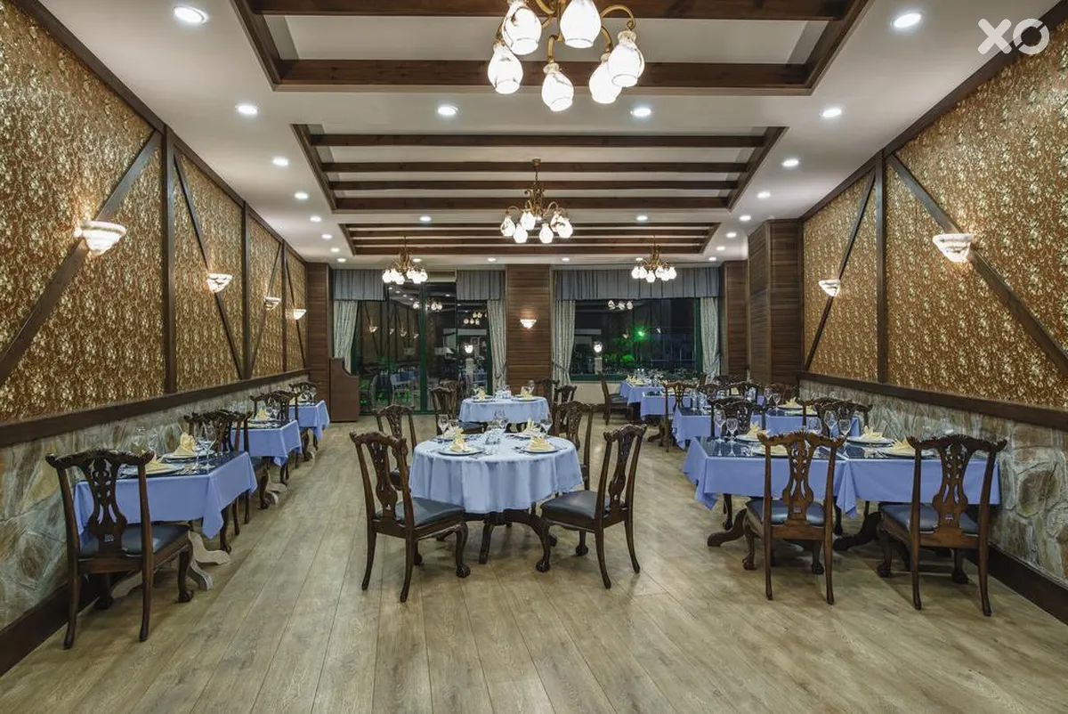 Delphin Palace