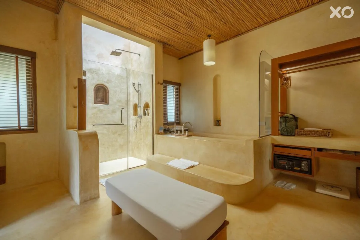 High Season Pool Villa & Spa