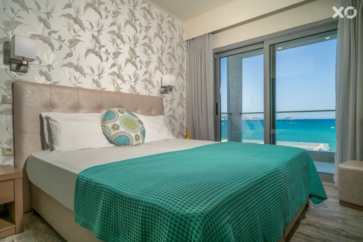 Denise Beach Hotel