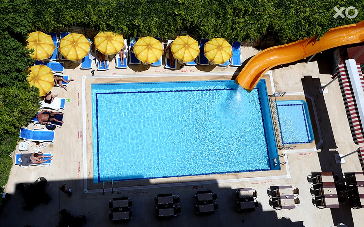Lara Dinc Hotel