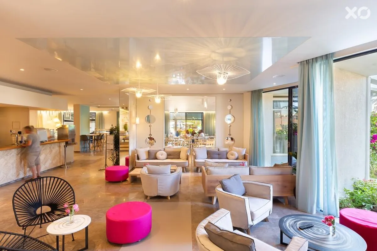 Cooee Albatros Hotel