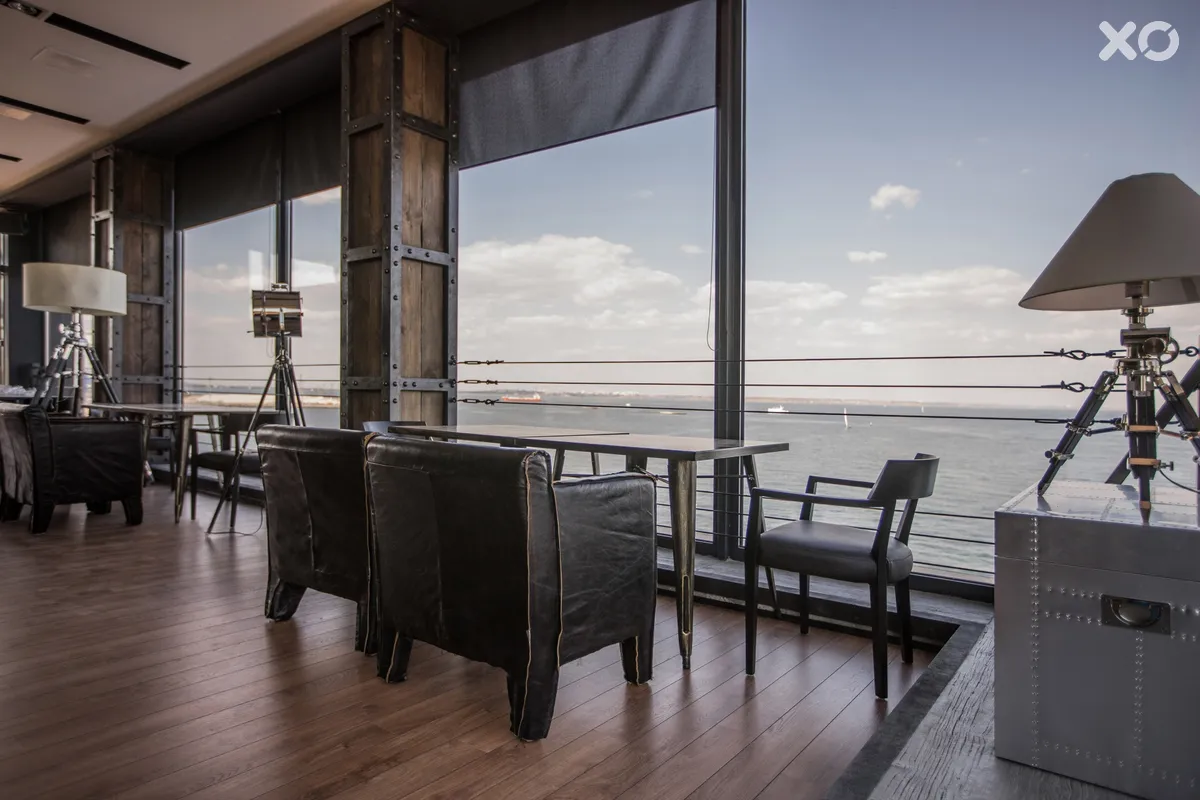 M1 Club Hotel