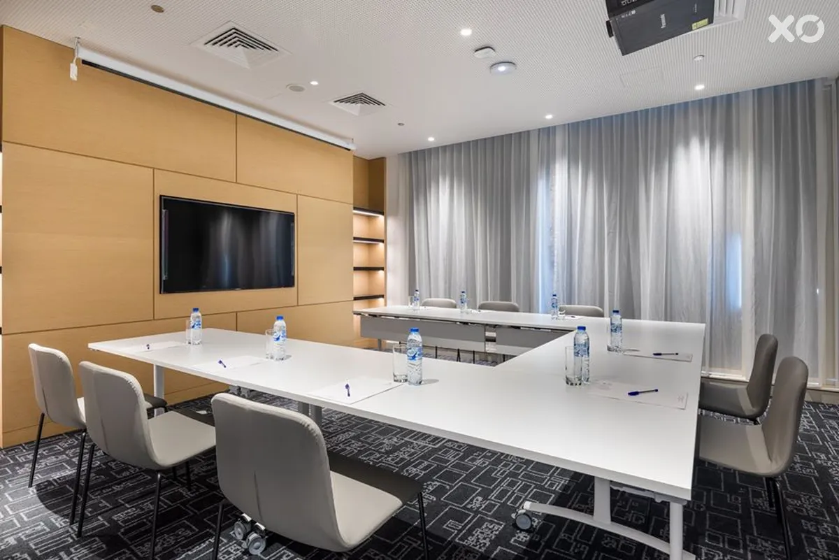 Studio M Arabian Plaza Hotel