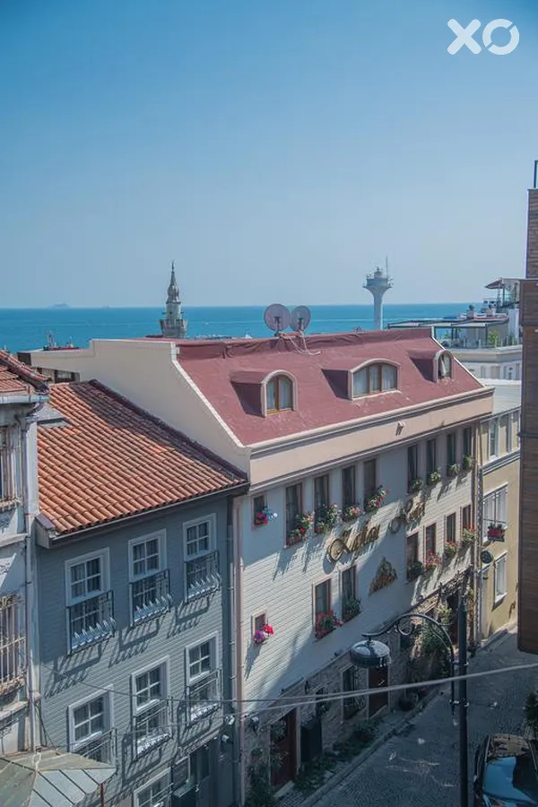 Kaftan Hotel