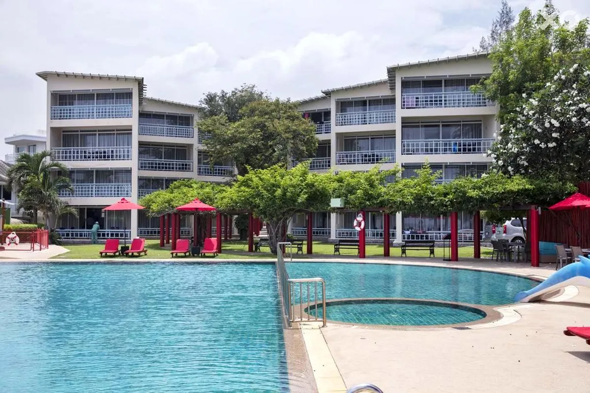 Chom View Hotel