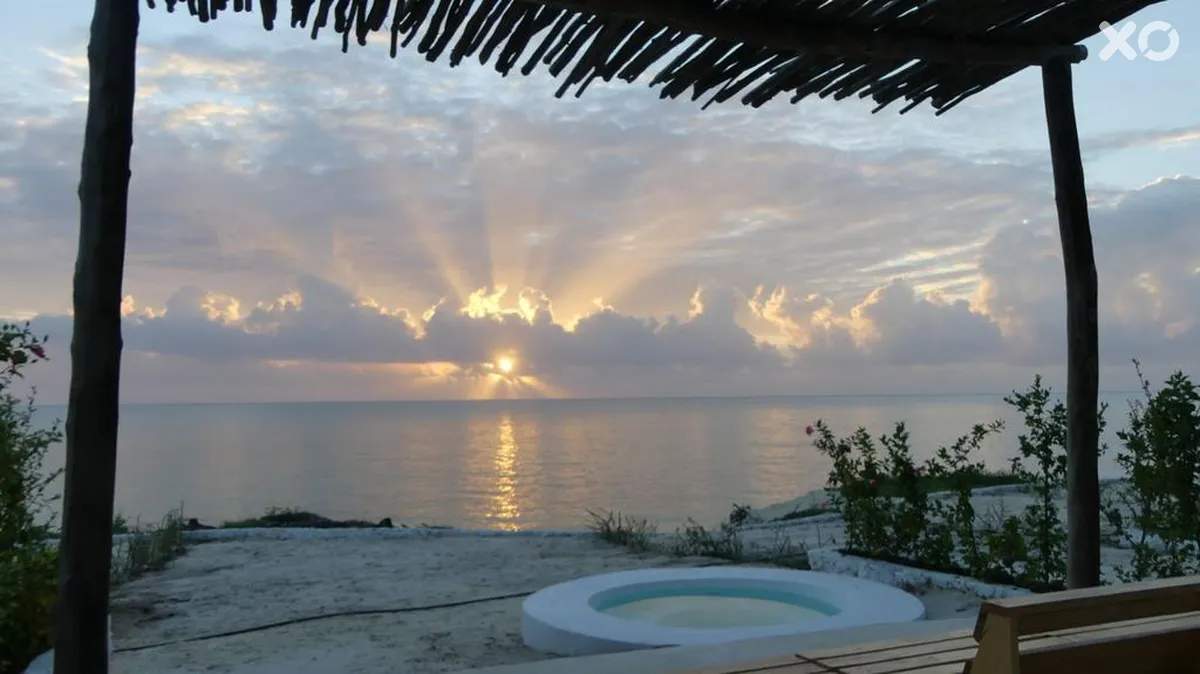 Zanbluu Beach Hotel