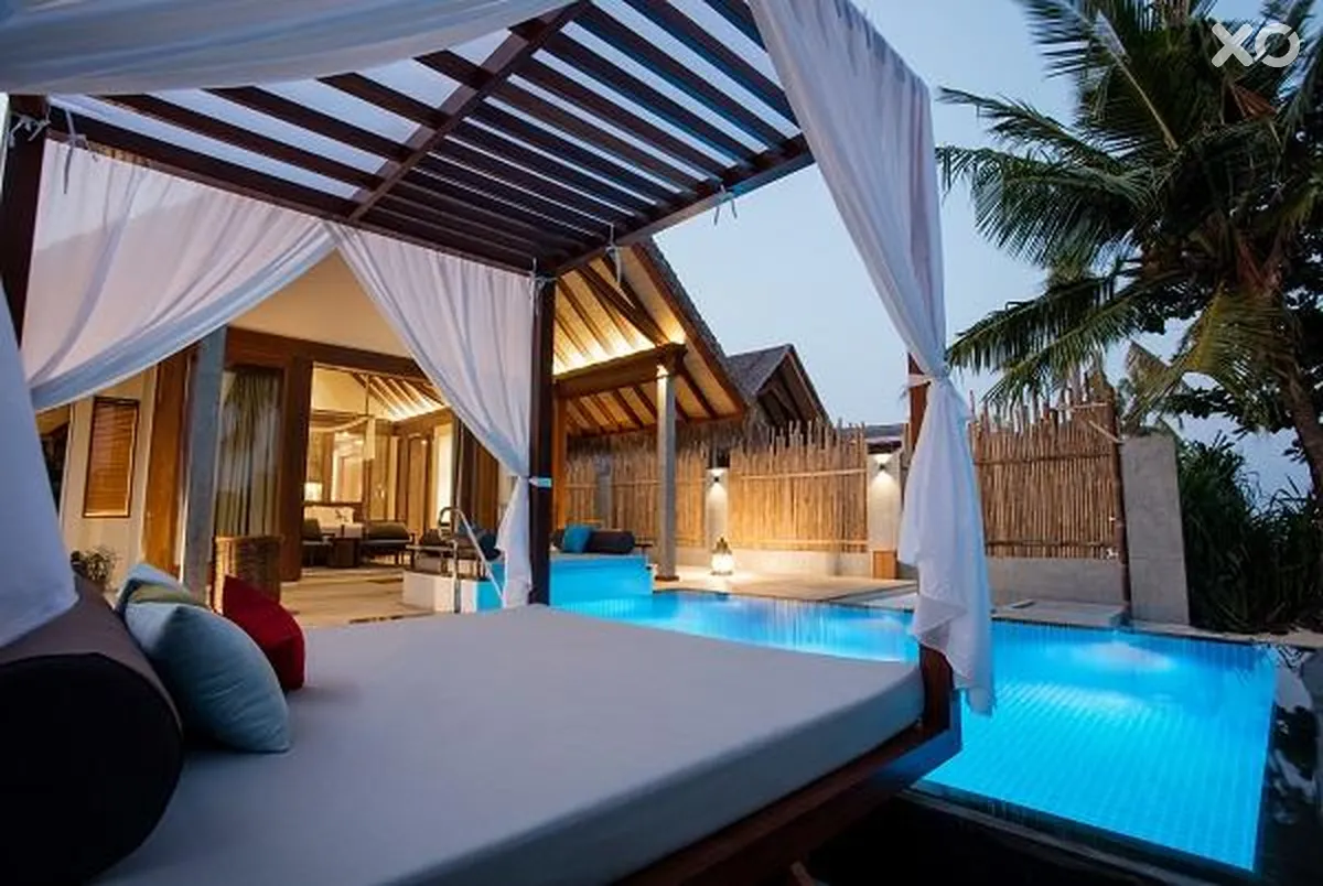 Furaveri Island Resort & Spa