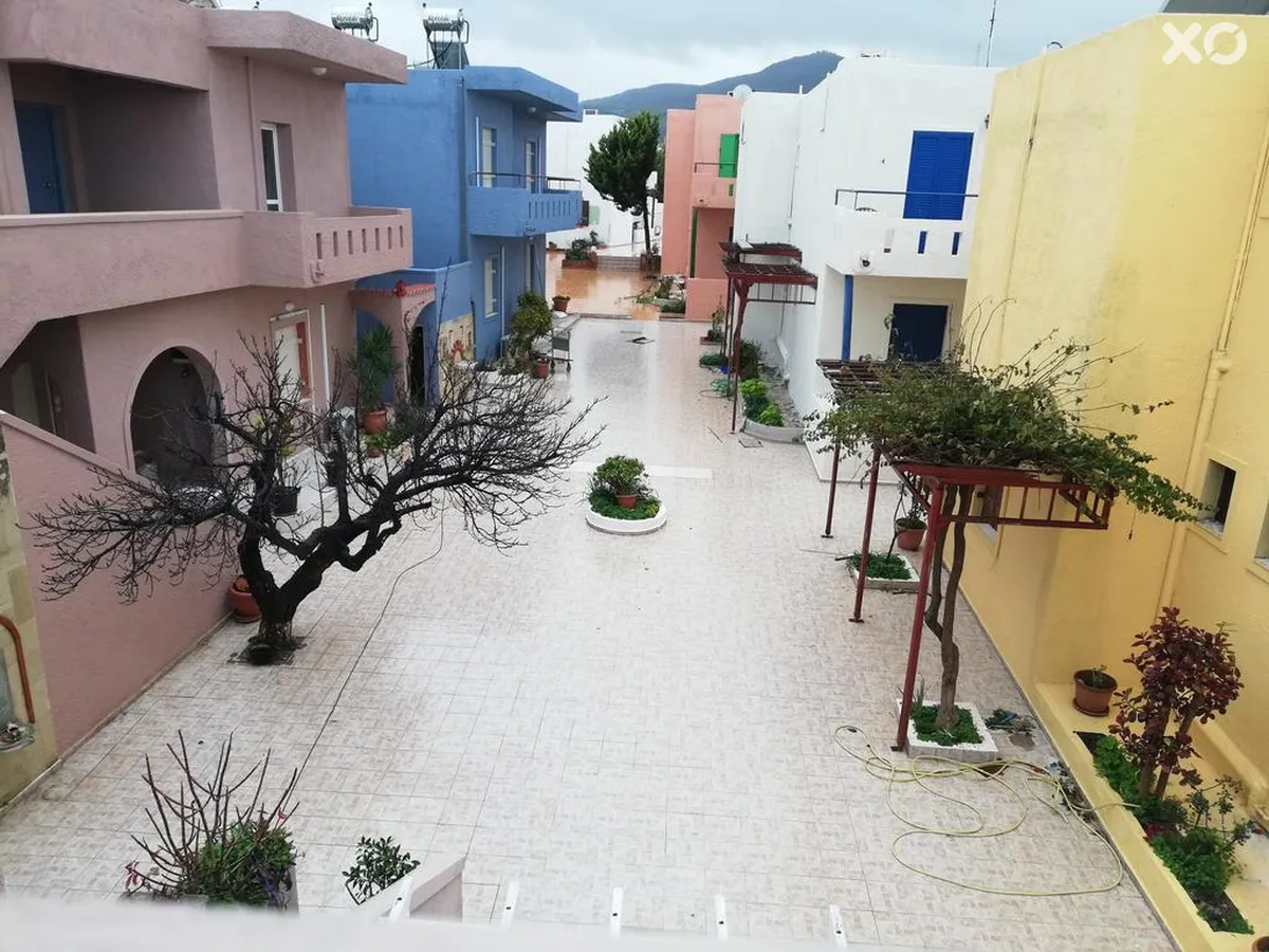 Evina Room & Villas