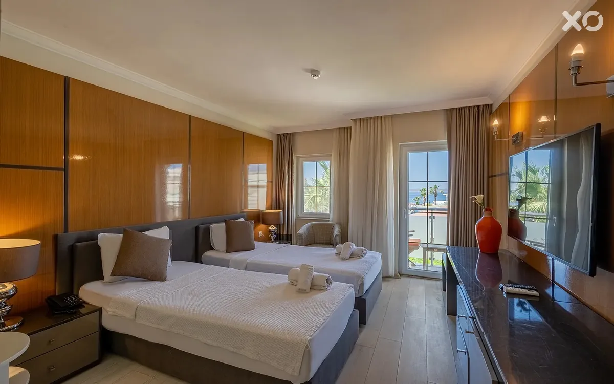 Golden Beach Resort & Spa