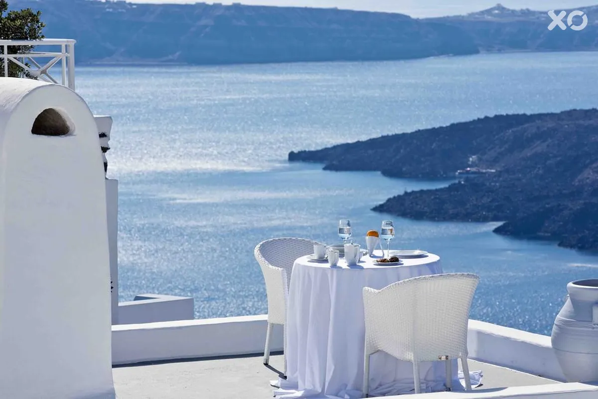 Cliff Side Suites