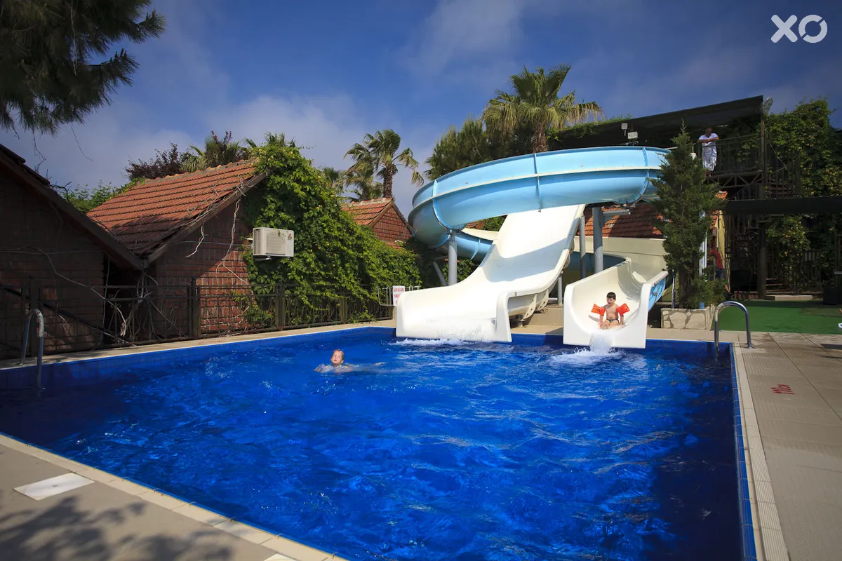 Can Garden Beach Hotel