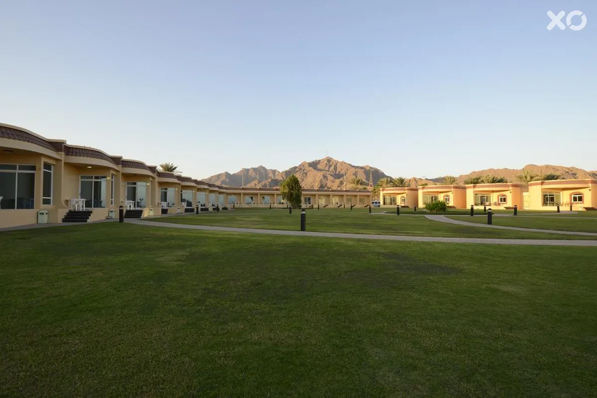 Royal Beach Hotel & Resort
