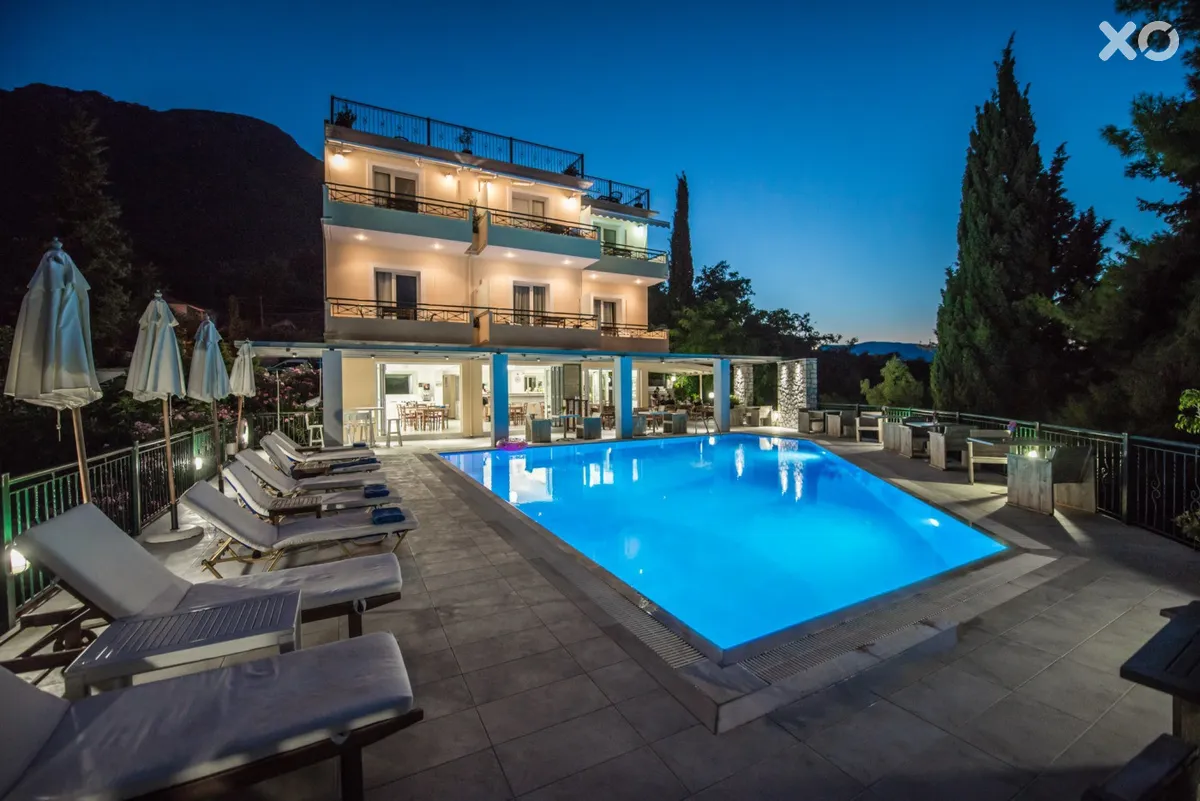 Aliki Hotel