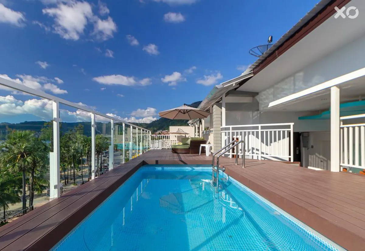 Modern Living Hotel
