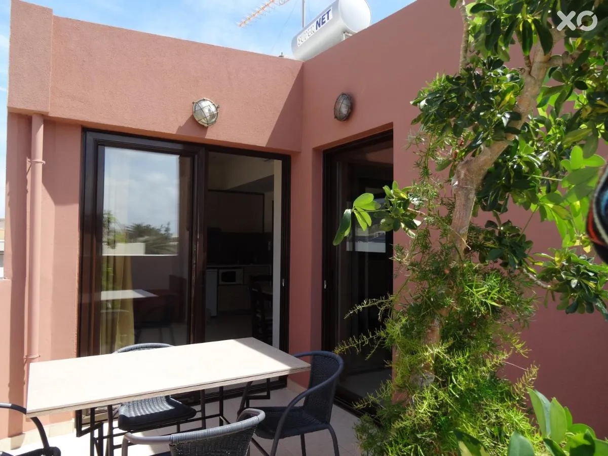 Lito Apartments