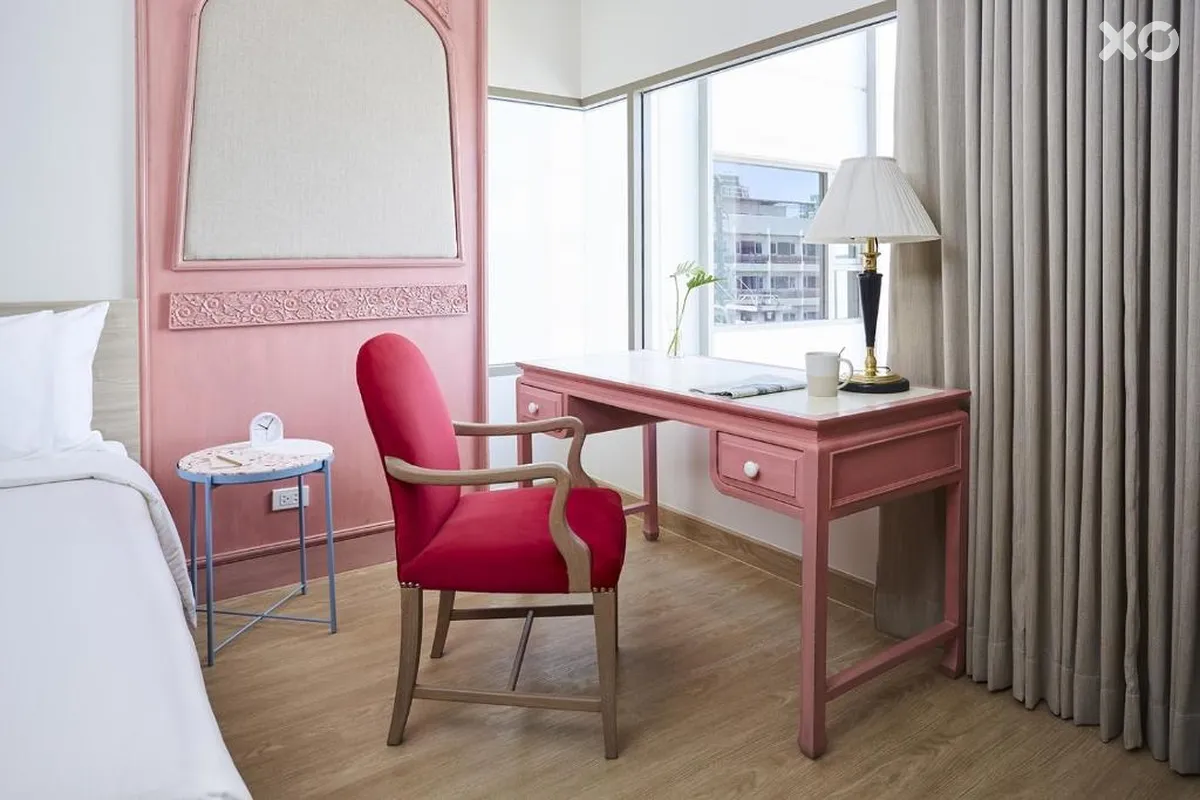 56 Surawong Bangkok Hotel