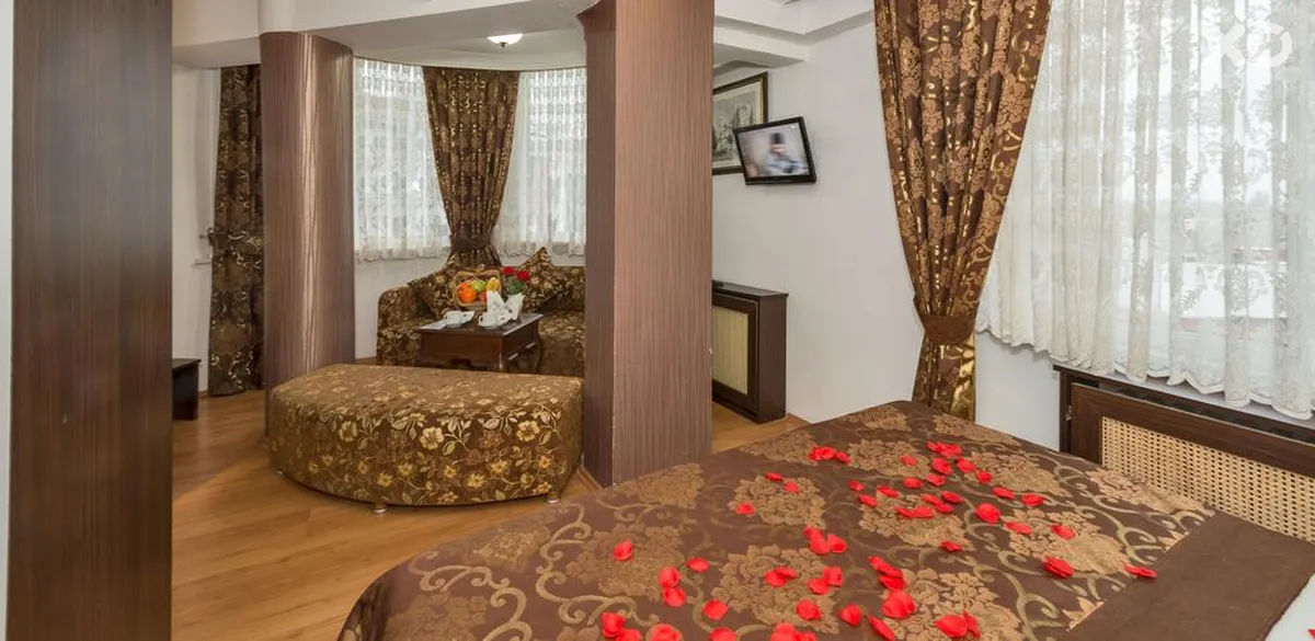 Kuran Hotel International