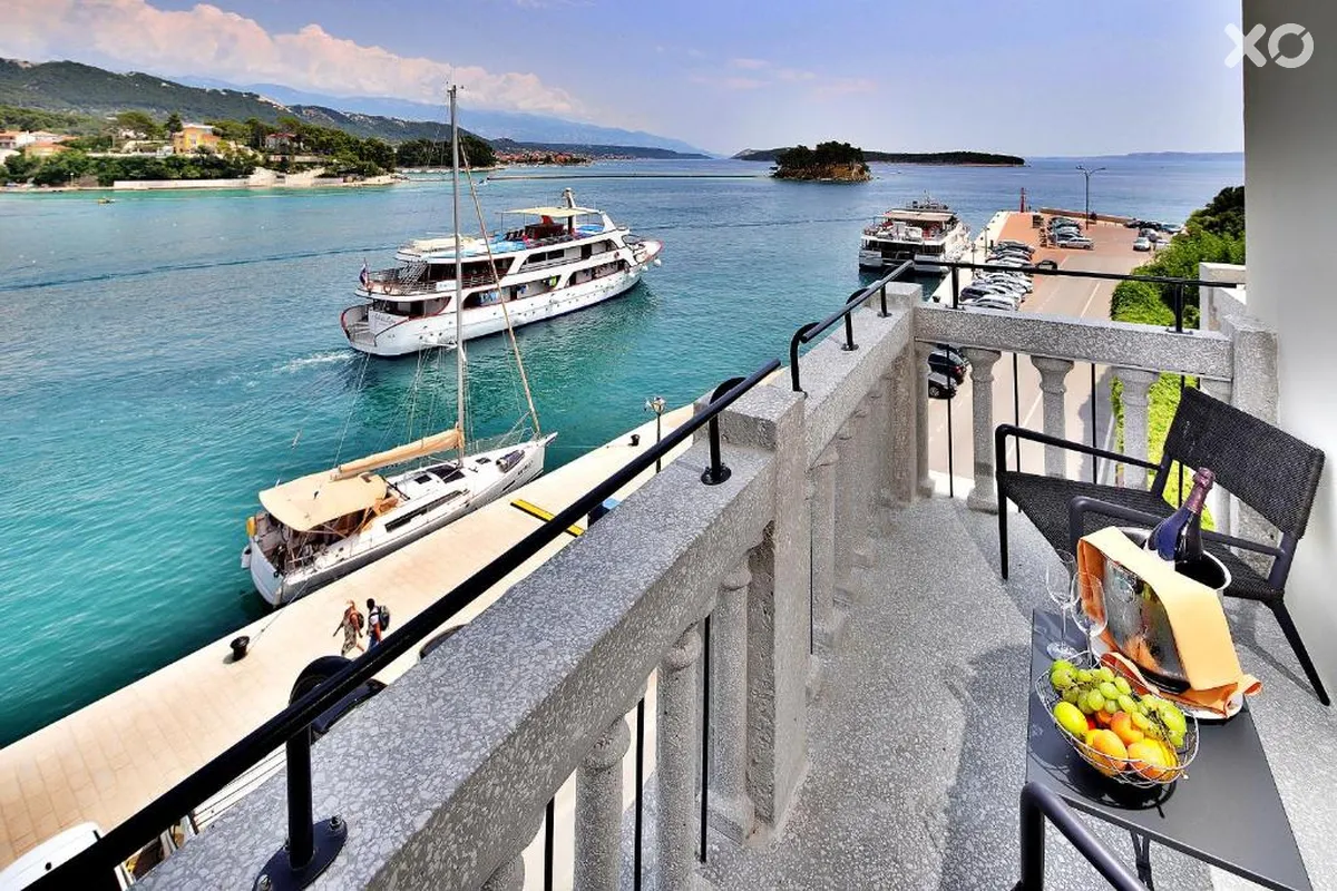 Arbiana Hotel