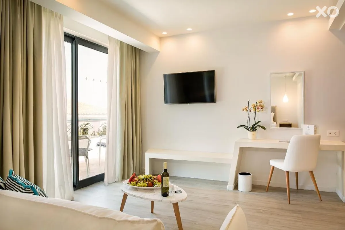 Samian Mare Hotel Suites & Spa
