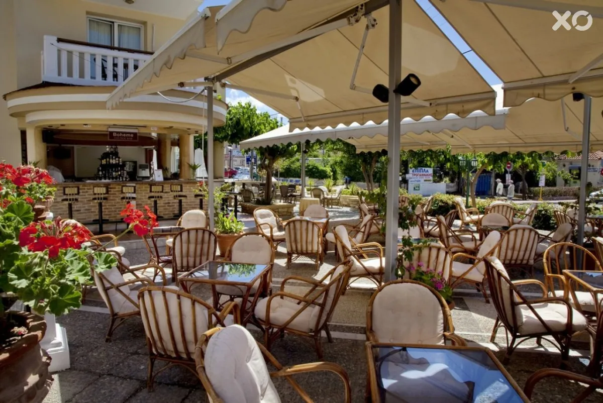 Jo-An Beach Hotel