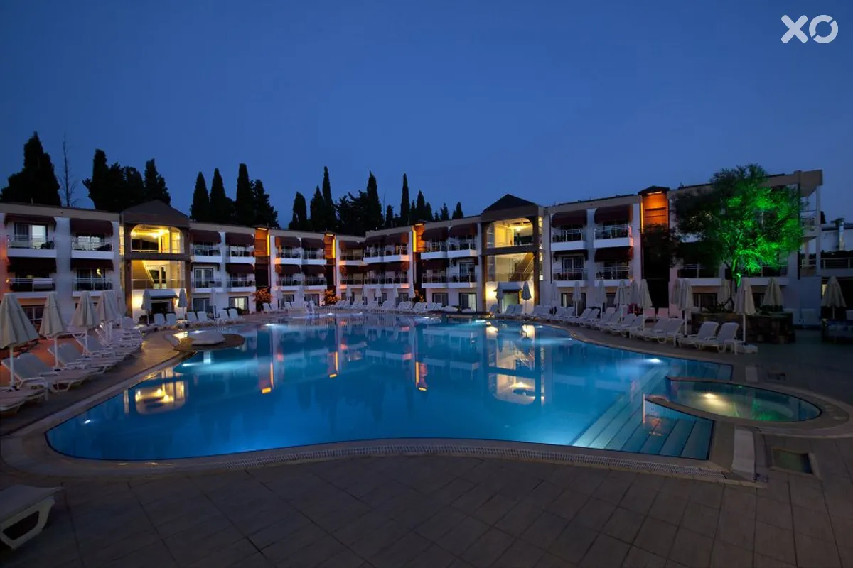 Risa Hotel