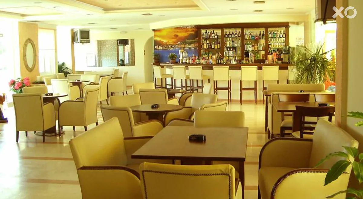 Damia Hotel