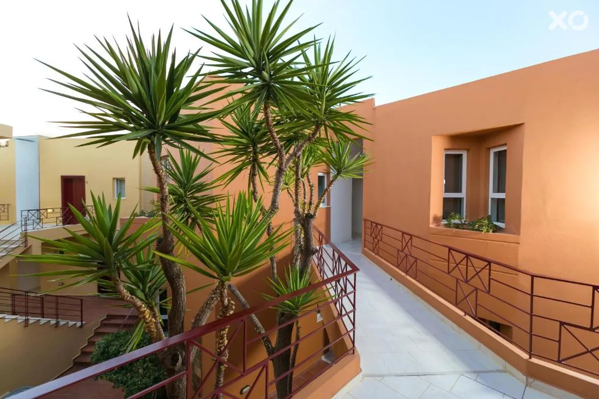 Elotia Hotel