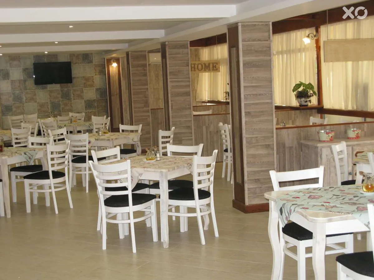 Estreya Palace Hotel