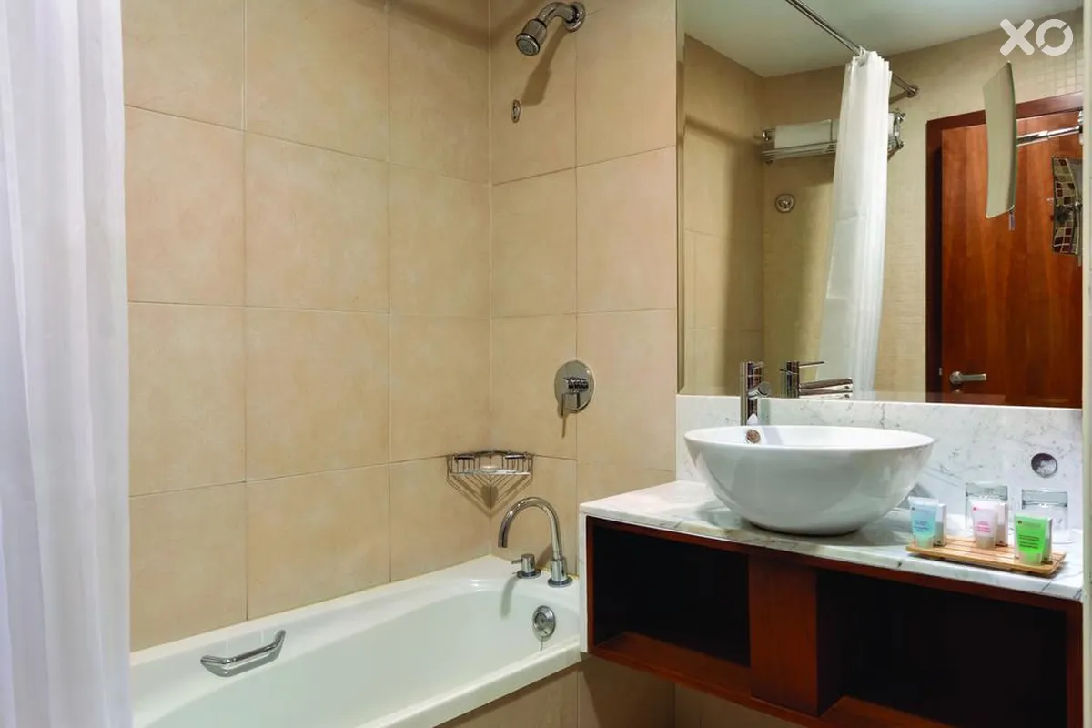 Montreal Barsha Hotel