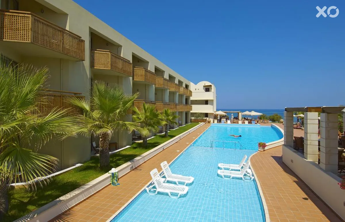 Giannoulis Santa Marina Plaza