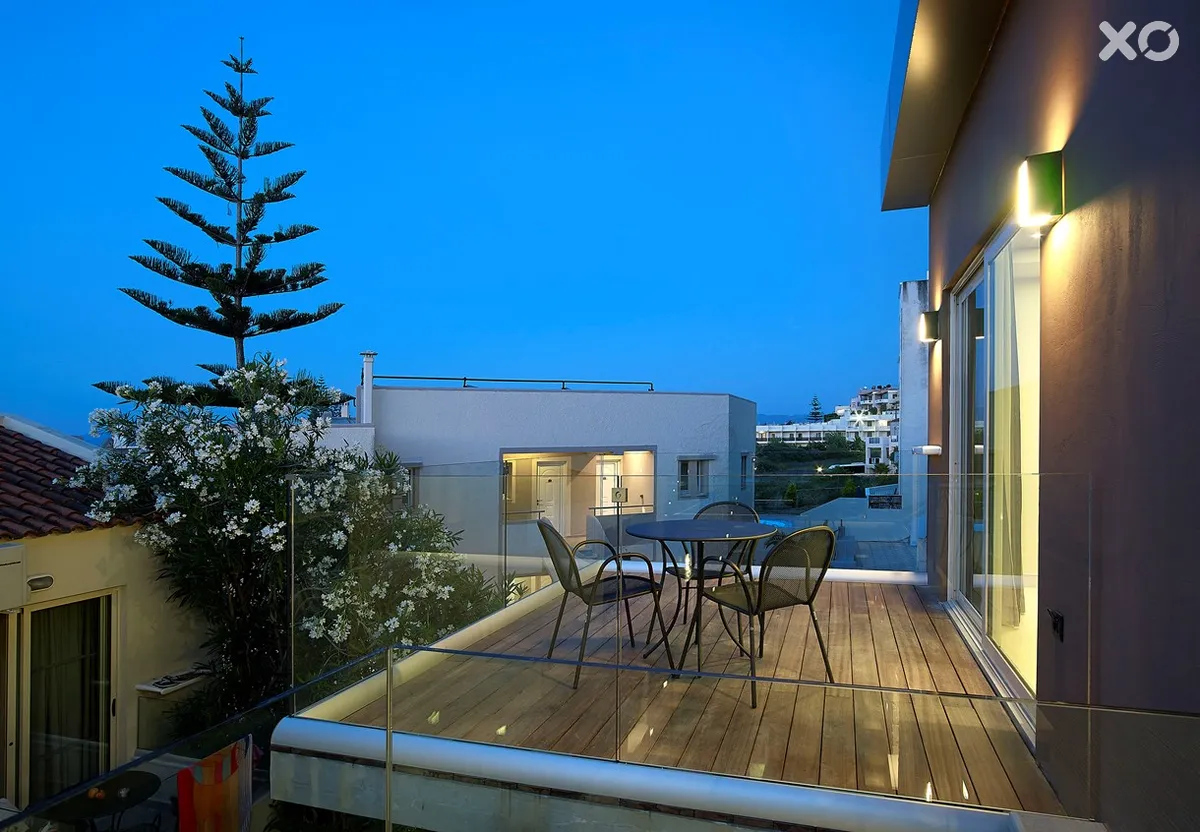 Elotis Suites Hotel