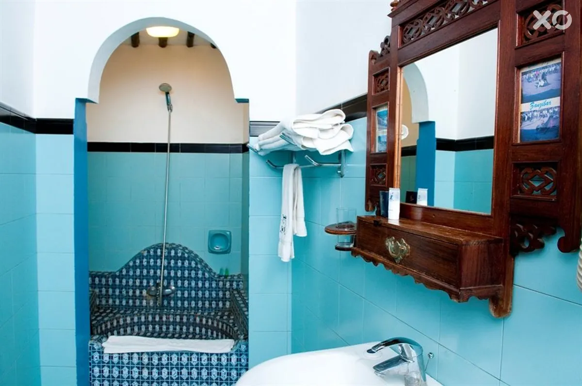 Dhow Palace Hotel