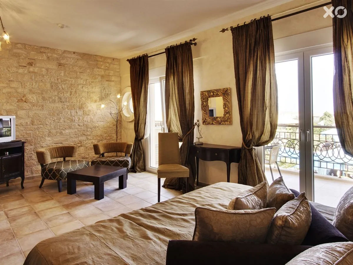 Achtis Boutique Hotel