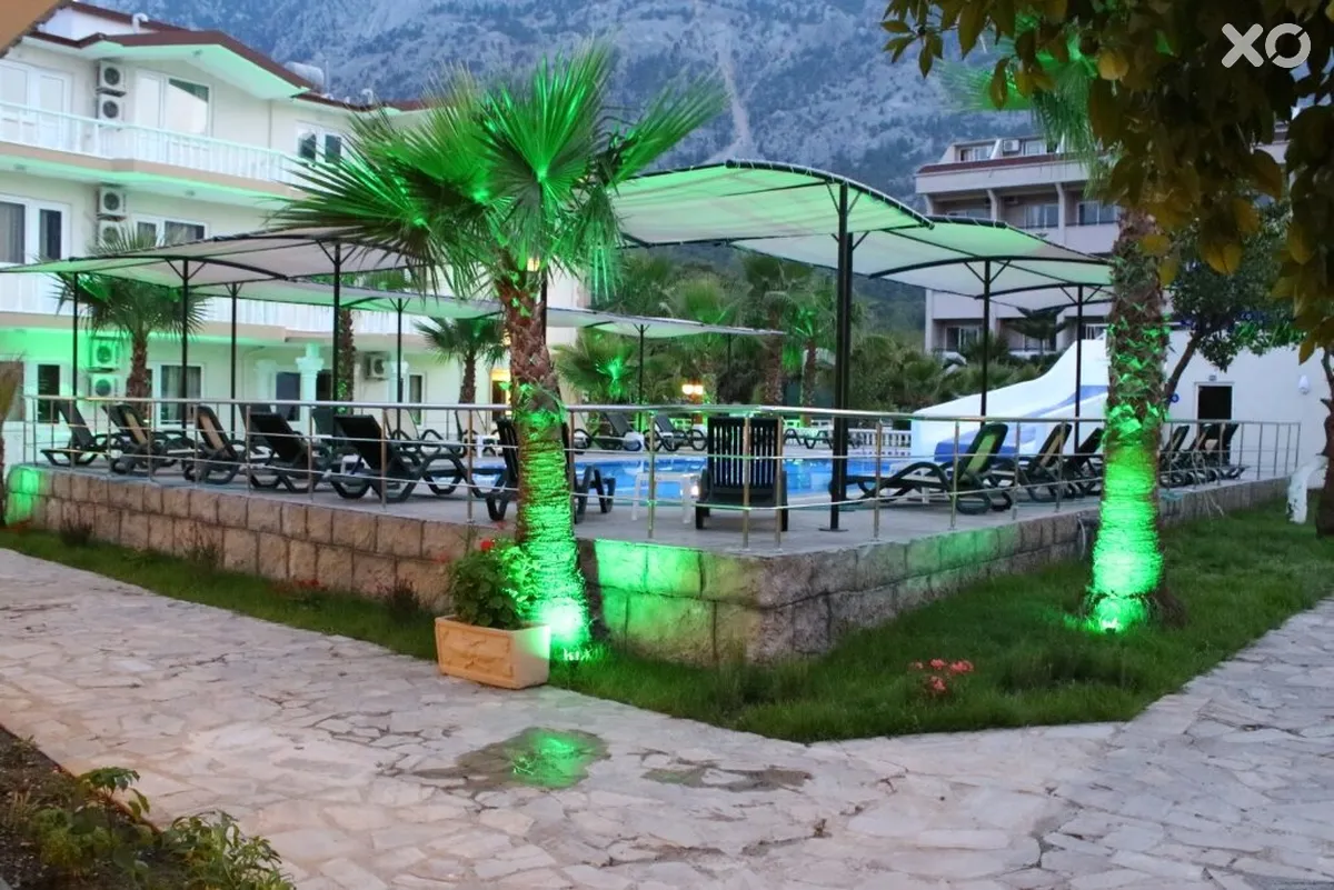 Gold Stone Hotel