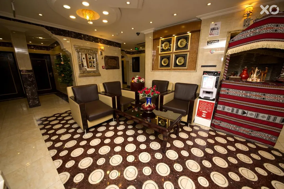 Grand Sina Hotel