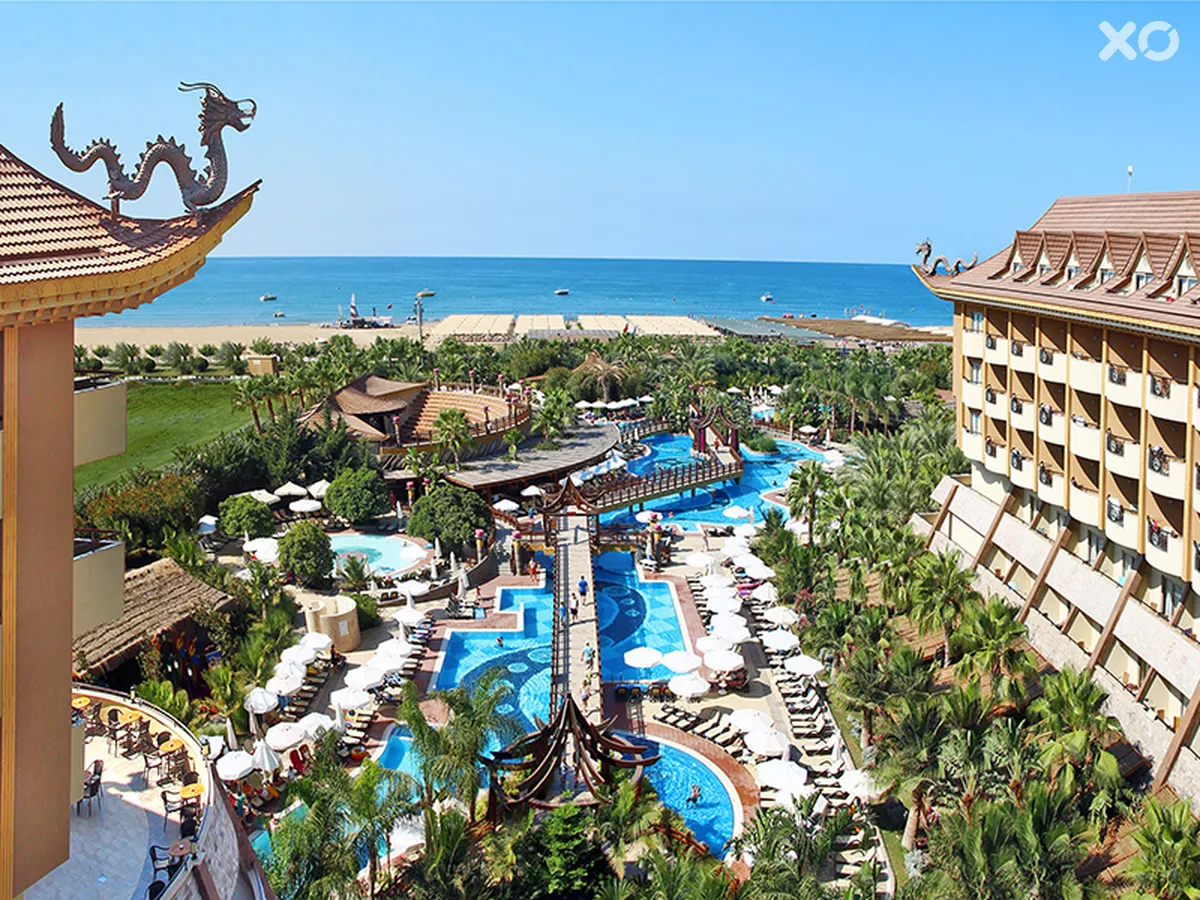 Royal Dragon Hotel