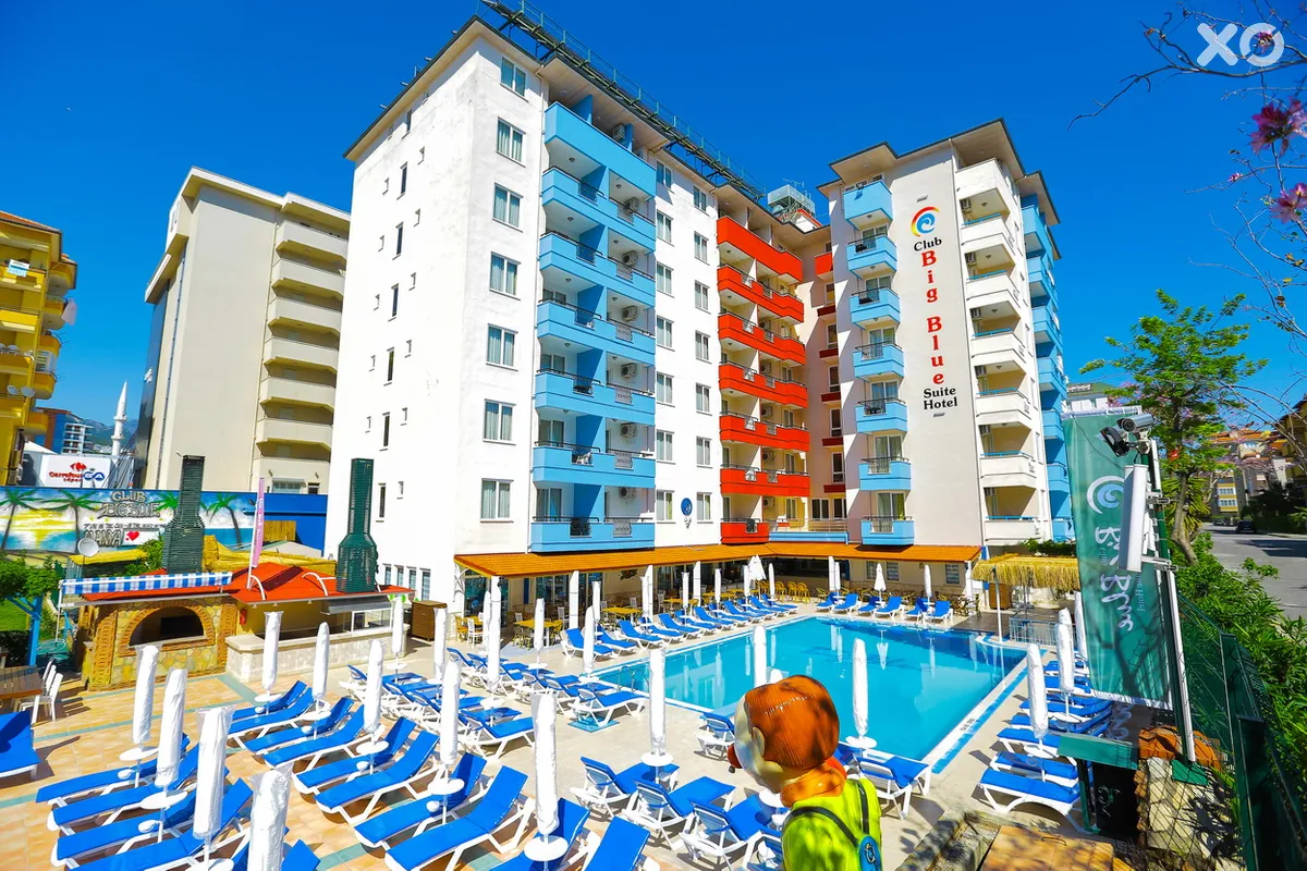 Club Big Blue Suite Hotel