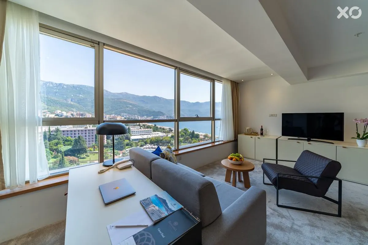 Harmonia Hotel by Dukley