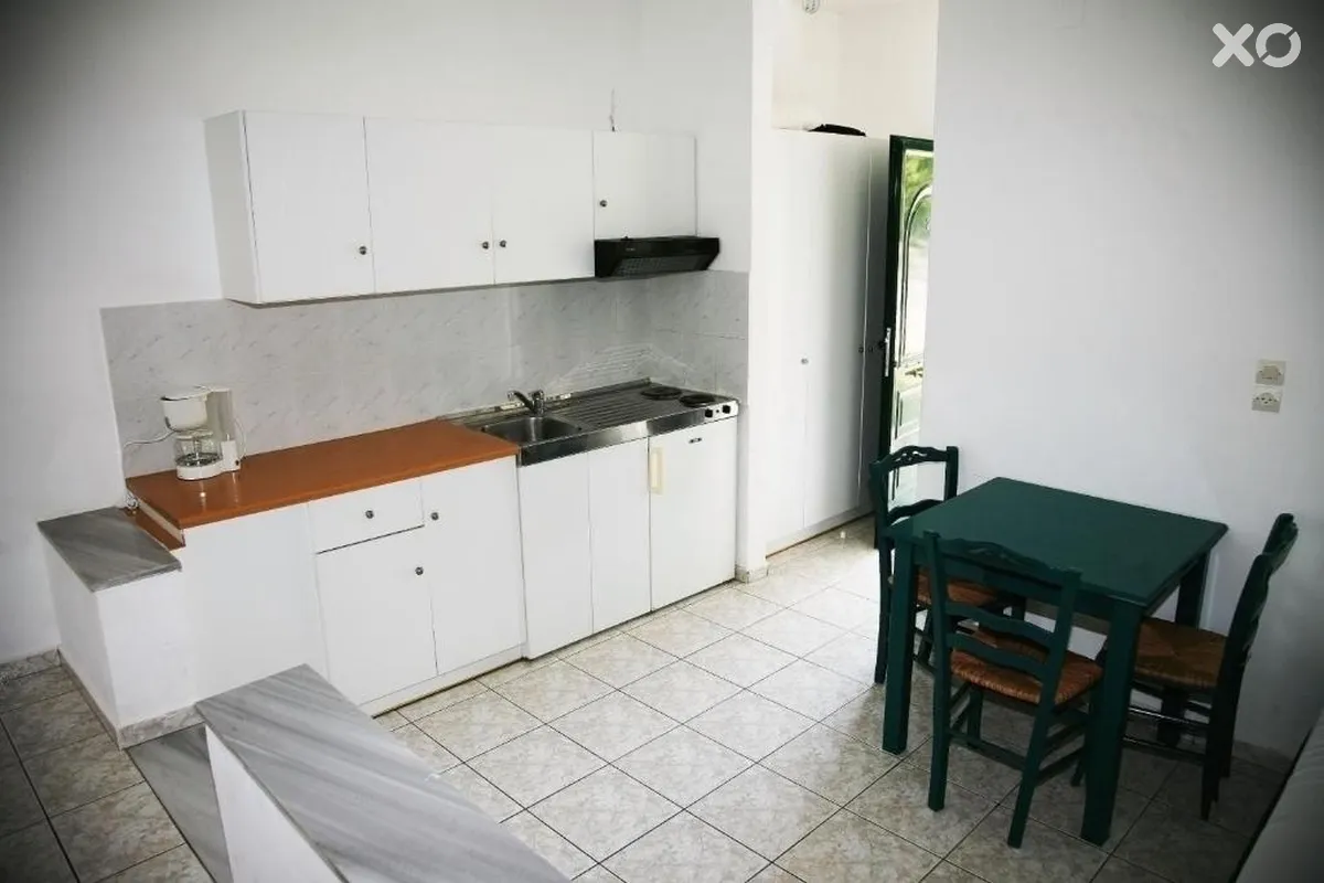 Zeus Hotel