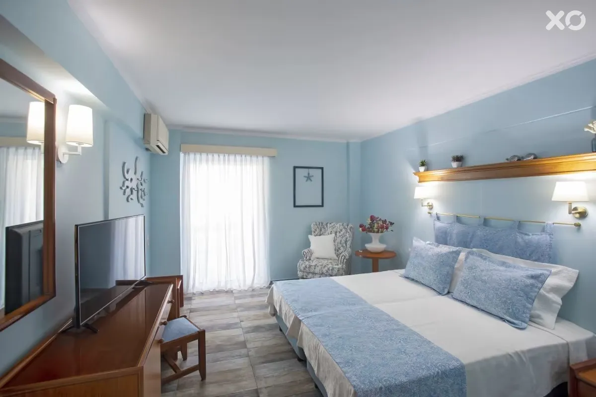 Golden Beach Hotel