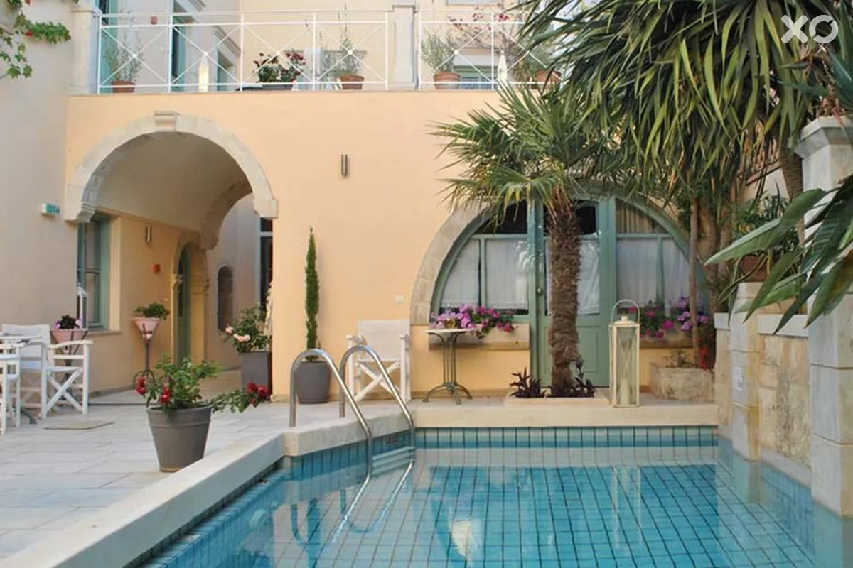 Mythos Suites Hotel