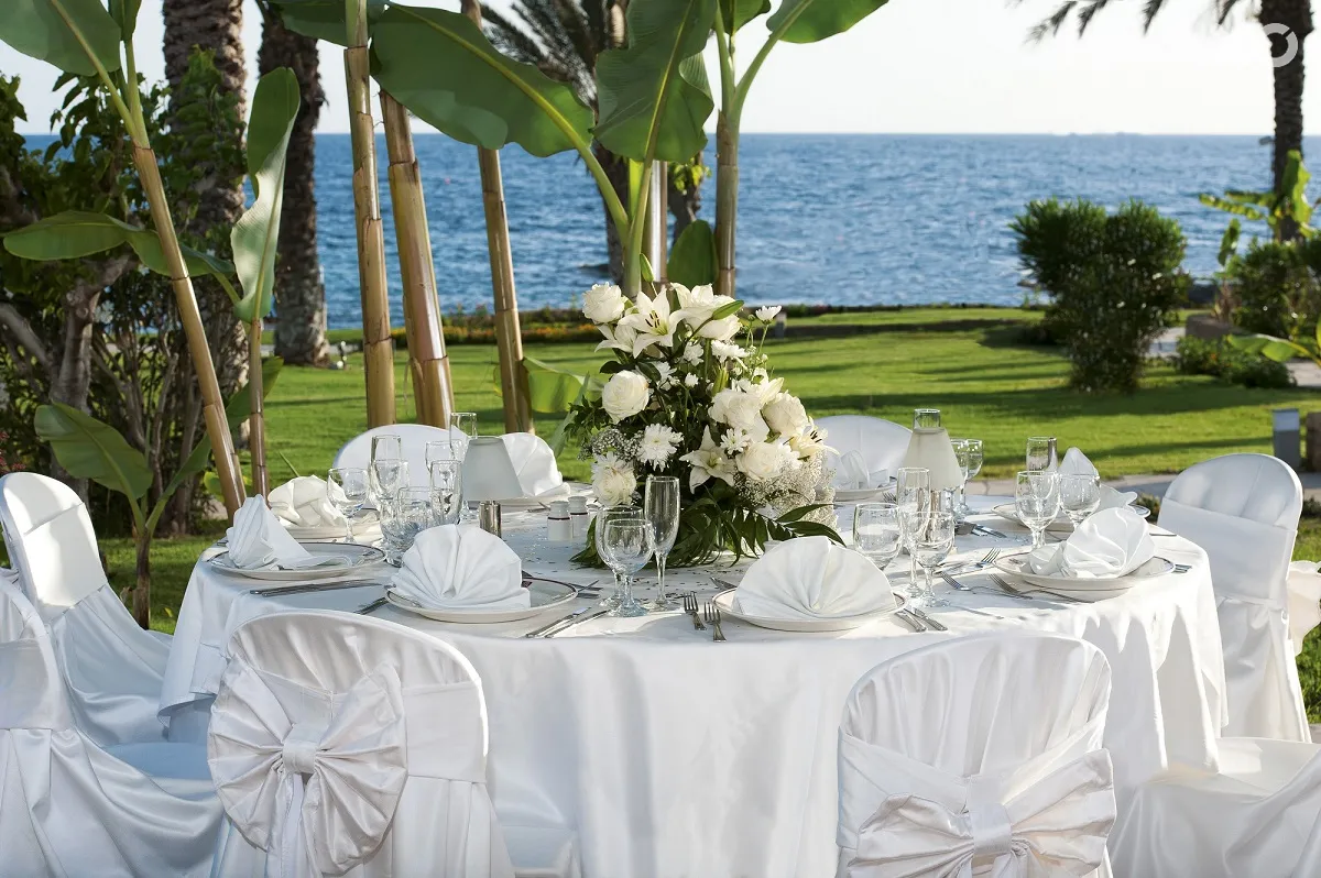 Constantinou Bros Athena Beach Hotel