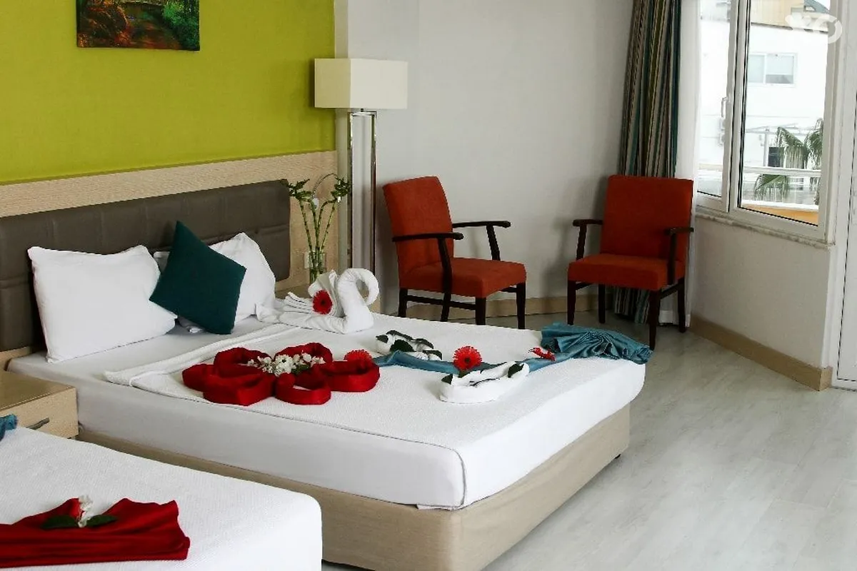 Meridia Beach Hotel