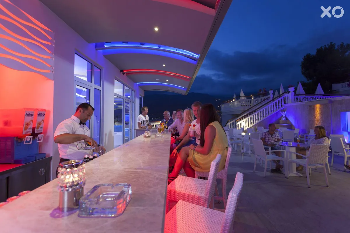 Sunny Hill Alya Hotel